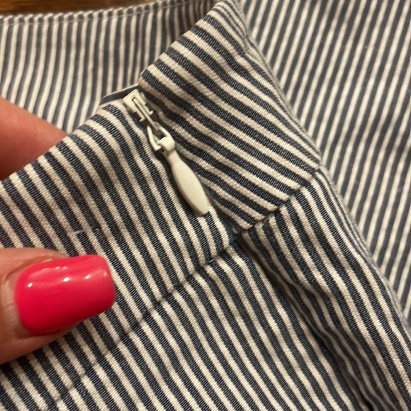 TALBOTS Petites CHATHAM CURVY striped cotton stretch pants size 10P - Picture 4 of 9